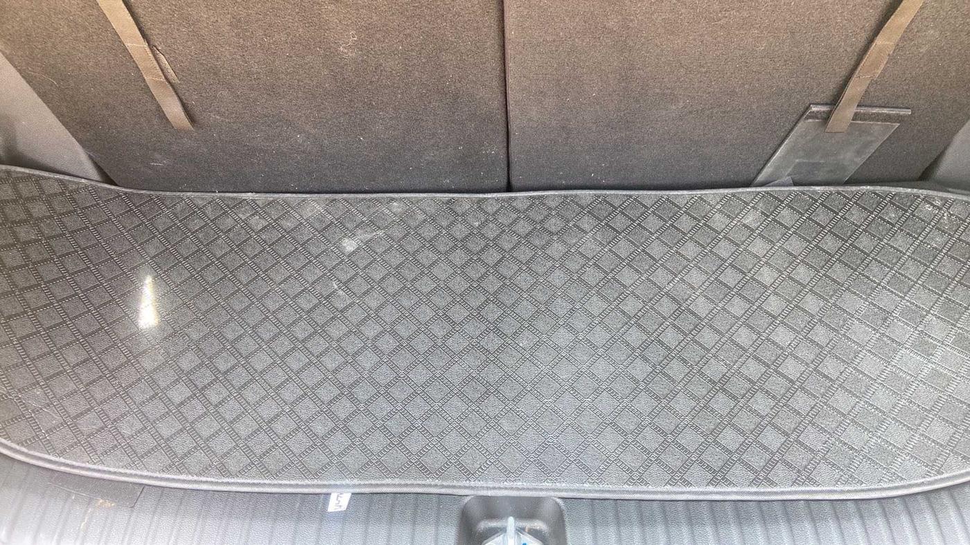 2022 Hyundai ALCAZAR 2.0 SIGNATURE (O) AT 7STR, Petrol, Automatic, 11,009 km, Boot Inside