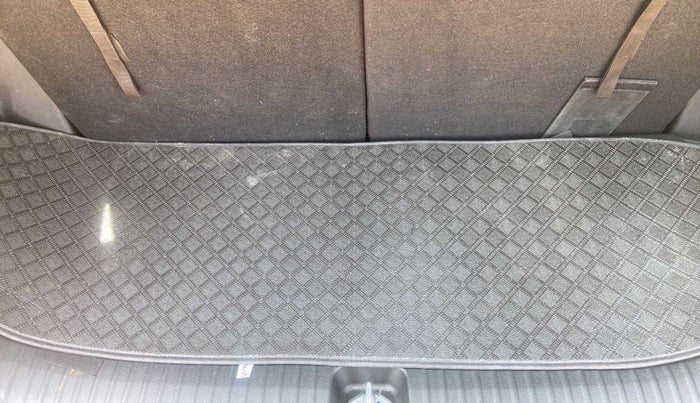 2022 Hyundai ALCAZAR 2.0 SIGNATURE (O) AT 7STR, Petrol, Automatic, 11,009 km, Boot Inside