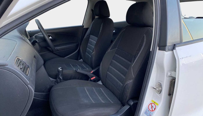 2021 Volkswagen Polo TRENDLINE 1.0L, Petrol, Manual, 29,638 km, Right Side Front Door Cabin
