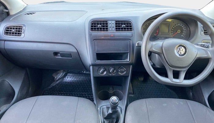 2021 Volkswagen Polo TRENDLINE 1.0L, Petrol, Manual, 29,638 km, Dashboard