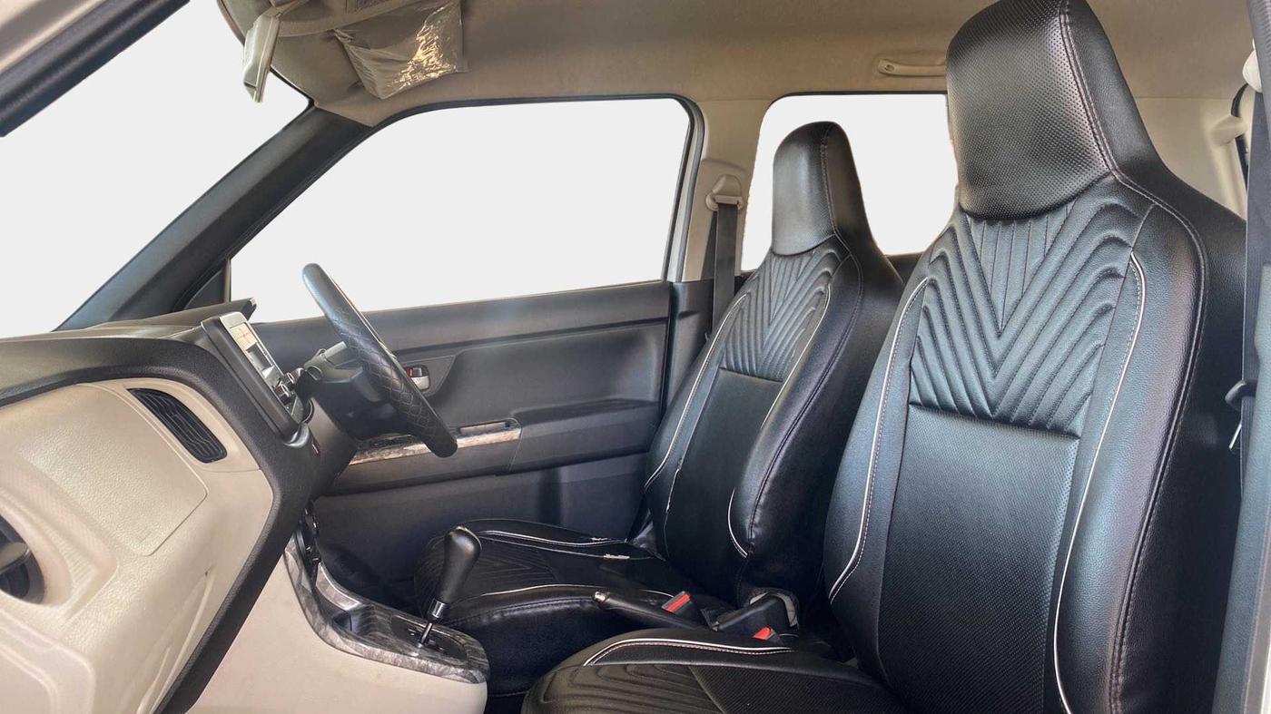 2020 Maruti New Wagon-R VXI (O) 1.2 AMT, CNG, Automatic, 38,720 km, Right Side Front Door Cabin