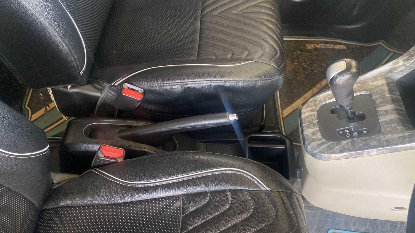 2020 Maruti New Wagon-R VXI (O) 1.2 AMT, CNG, Automatic, 38,720 km, Gear Lever