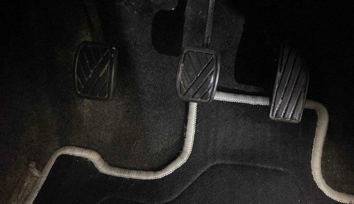 2021 Maruti Swift LXI, Petrol, Manual, 17,273 km, Pedals