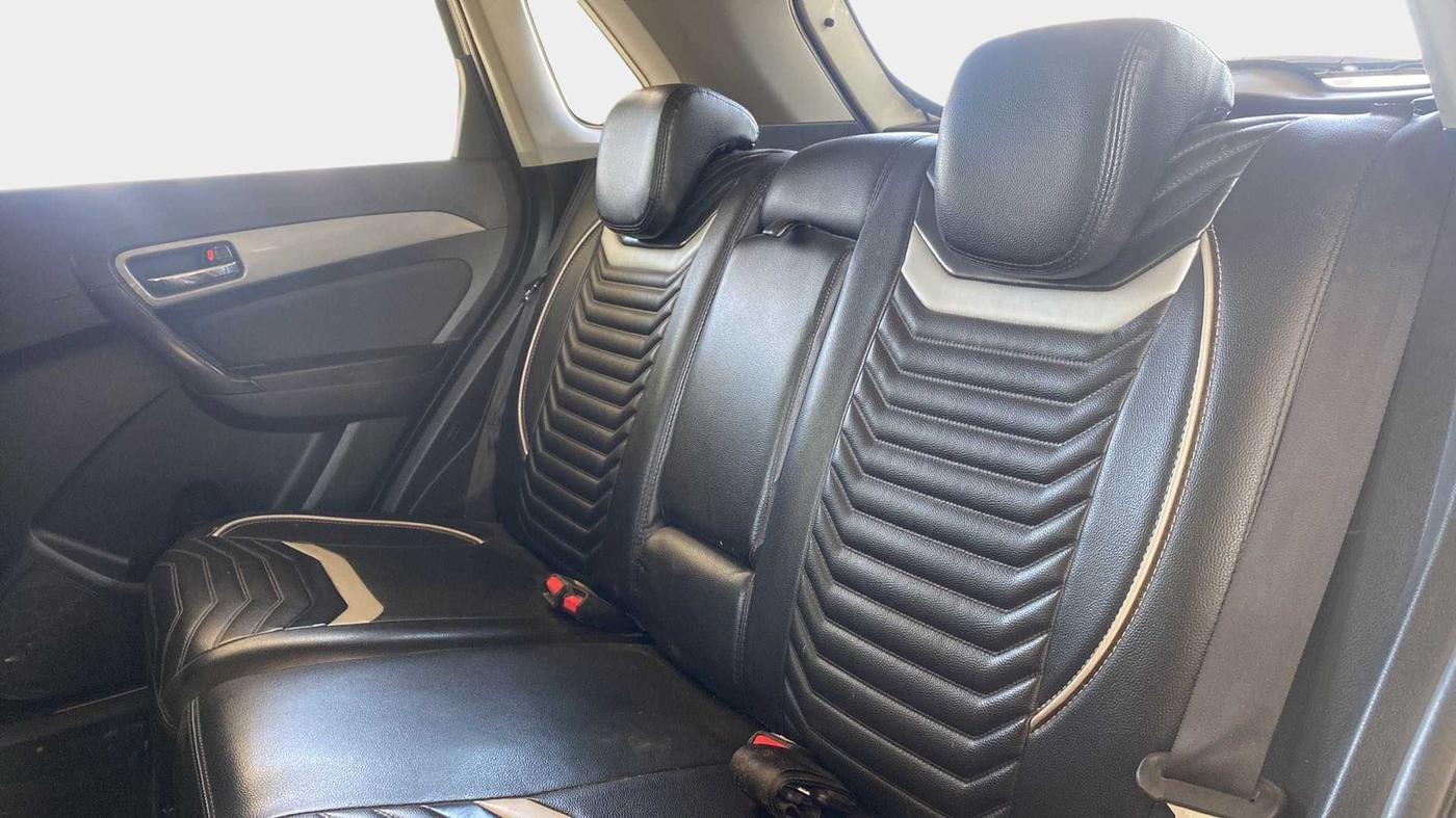 2019 Maruti Vitara Brezza ZDI AMT, Diesel, Automatic, 81,453 km, Right Side Rear Door Cabin