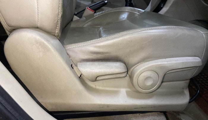 2018 Maruti Ciaz ALPHA 1.5 SHVS PETROL, Petrol, Manual, 91,060 km, Driver Side Adjustment Panel