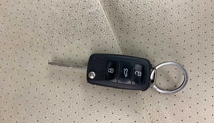 2018 Skoda Rapid STYLE 1.6 MPI AT, Petrol, Automatic, 70,102 km, Key Close Up