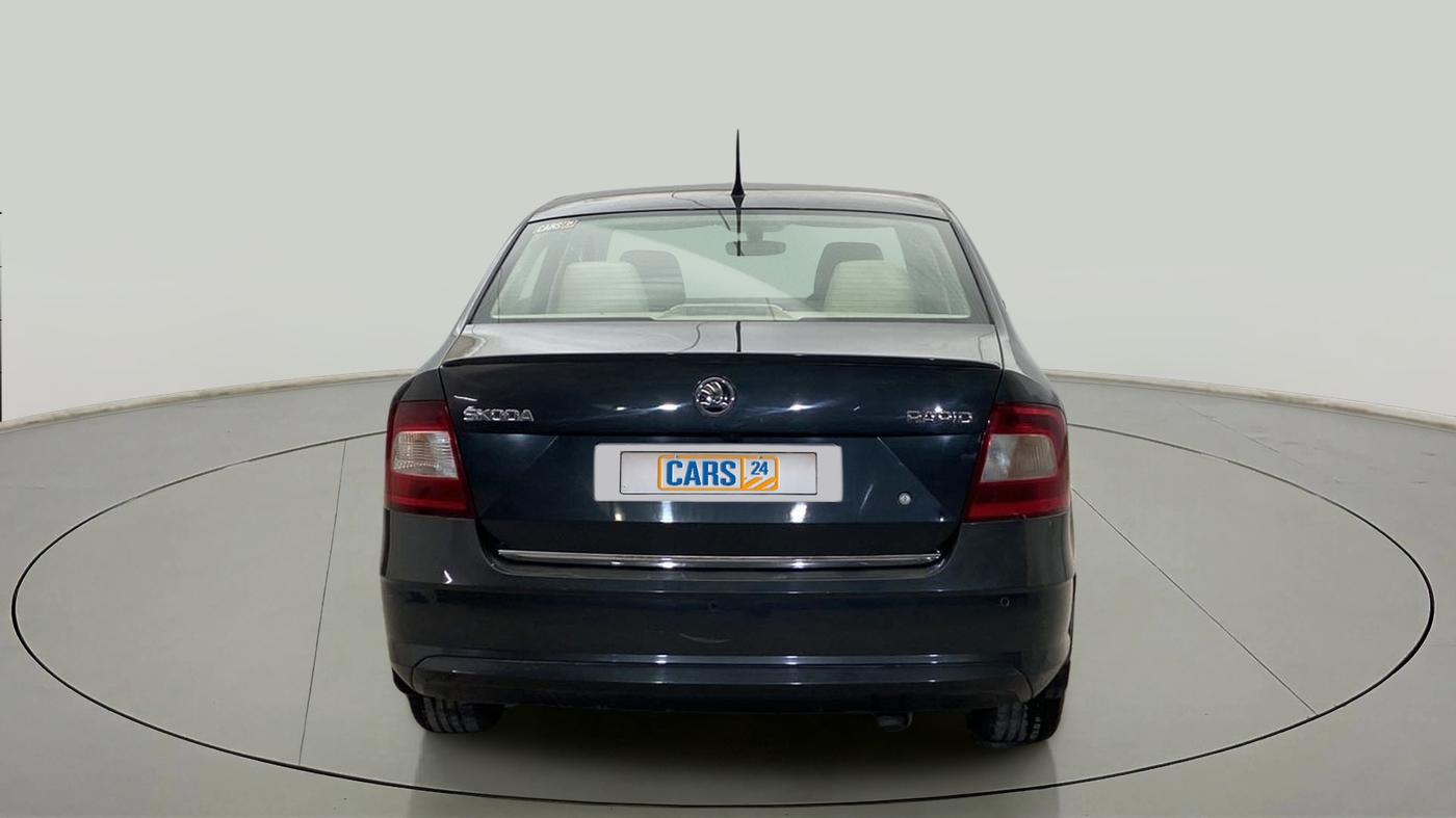 2018 Skoda Rapid STYLE 1.6 MPI AT, Petrol, Automatic, 70,102 km, Back/Rear