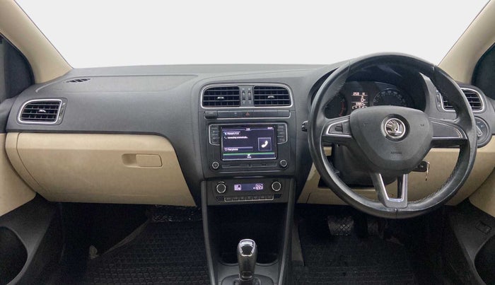 2018 Skoda Rapid STYLE 1.6 MPI AT, Petrol, Automatic, 70,102 km, Dashboard