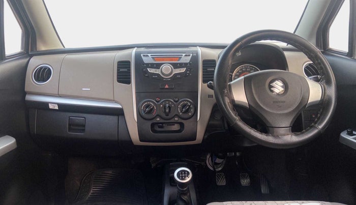 2016 Maruti Wagon R 1.0 VXI OPT, Petrol, Manual, 31,785 km, Dashboard