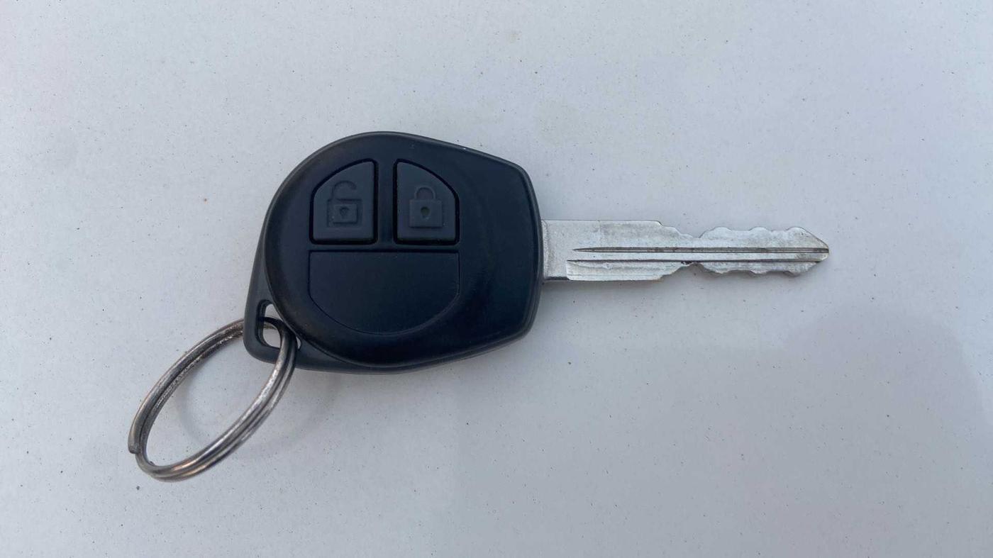 2016 Maruti Wagon R 1.0 VXI OPT, Petrol, Manual, 31,785 km, Key Close Up