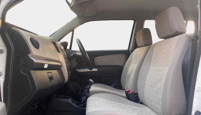 2016 Maruti Wagon R 1.0 VXI OPT, Petrol, Manual, 31,785 km, Right Side Front Door Cabin