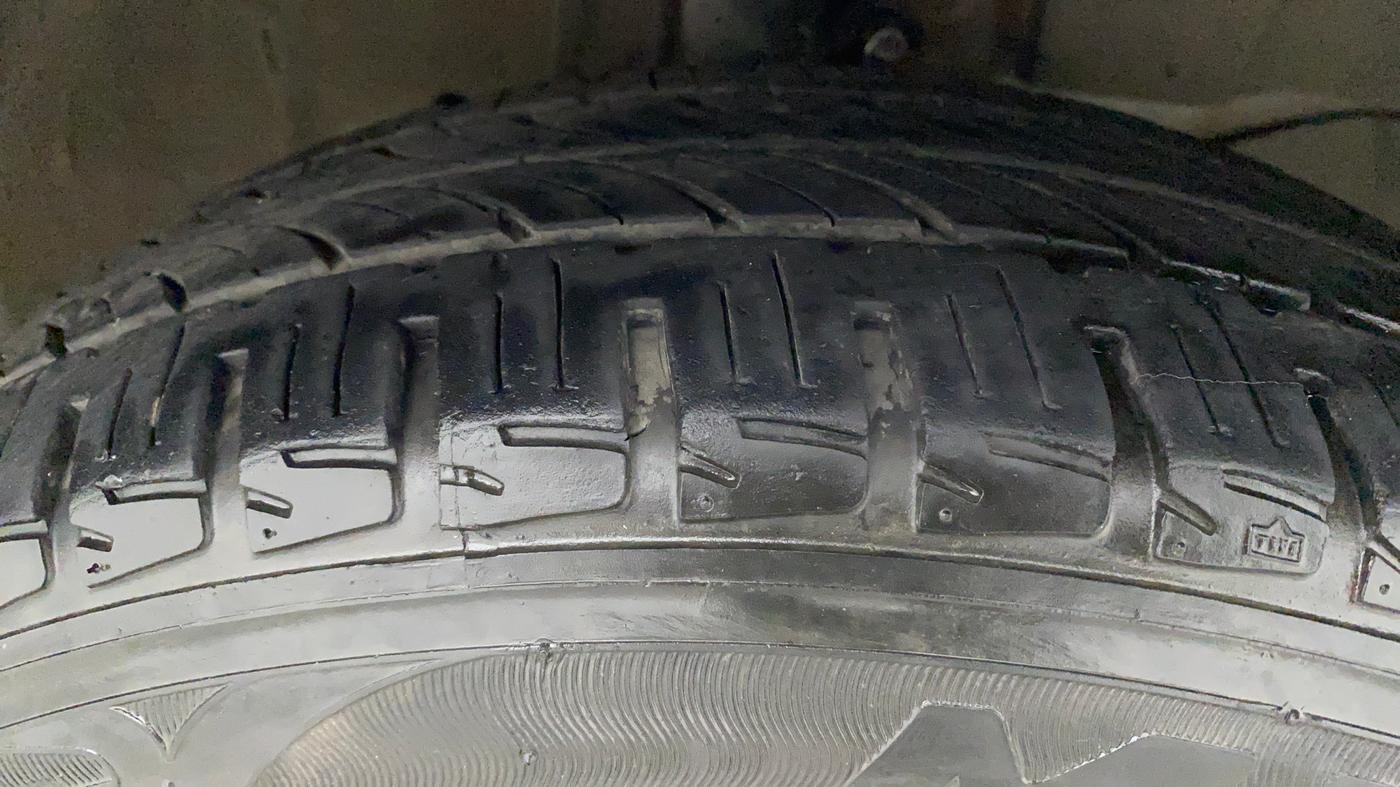 2021 Honda Amaze 1.2L I-VTEC VX CVT, Petrol, Automatic, 19,356 km, Right Front Tyre Tread