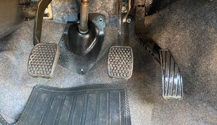 2018 Maruti Alto 800 LXI, Petrol, Manual, 11,232 km, Pedals