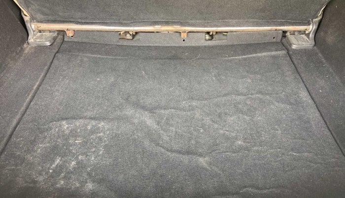 2017 Honda Jazz 1.2L I-VTEC SV, Petrol, Manual, 1,10,679 km, Boot Inside