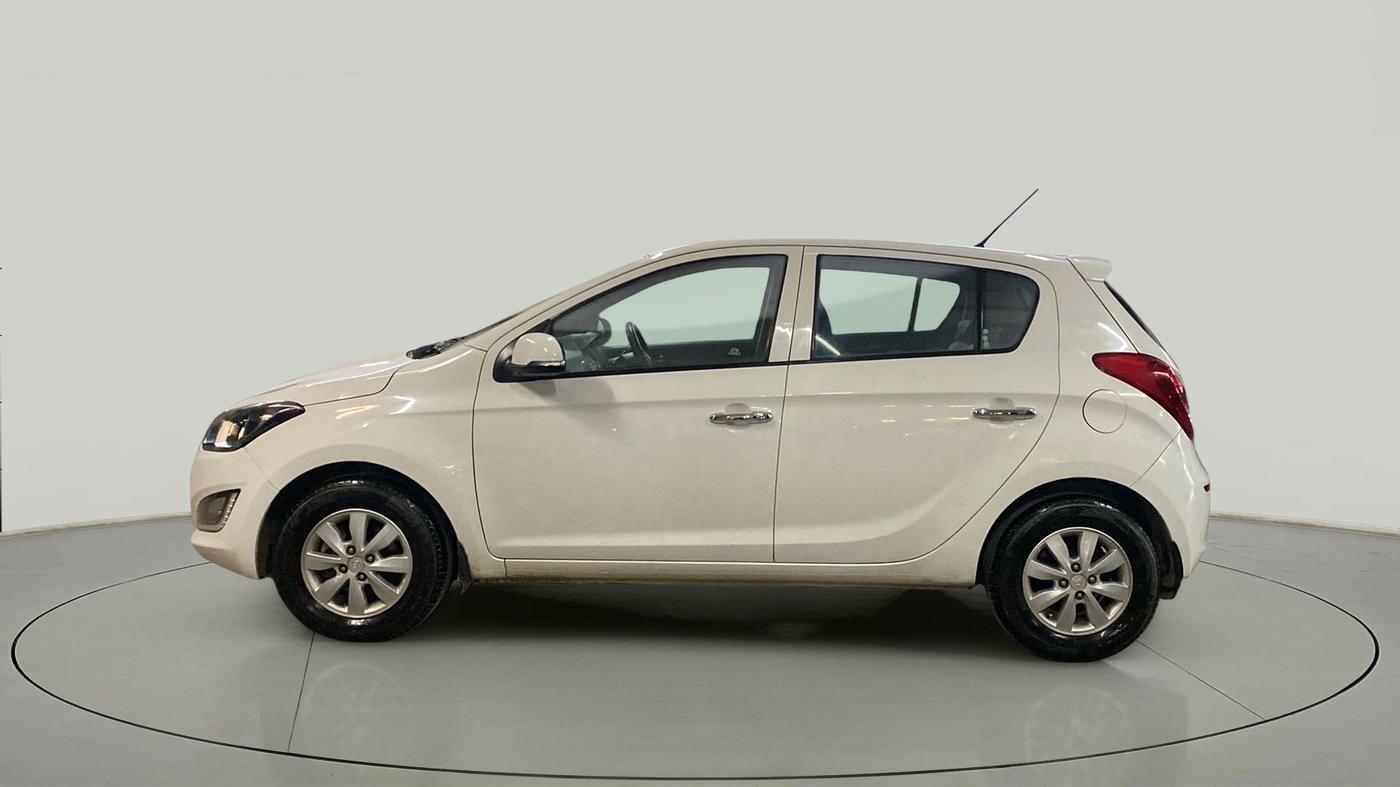 2013 Hyundai i20 ASTA 1.4 CRDI, Diesel, Manual, 72,028 km, Left Side