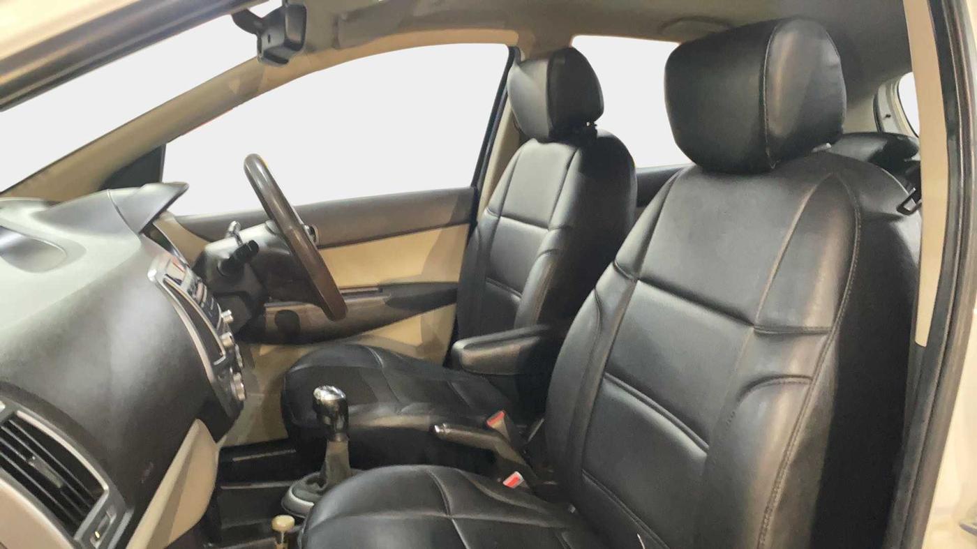 2013 Hyundai i20 ASTA 1.4 CRDI, Diesel, Manual, 72,028 km, Right Side Front Door Cabin