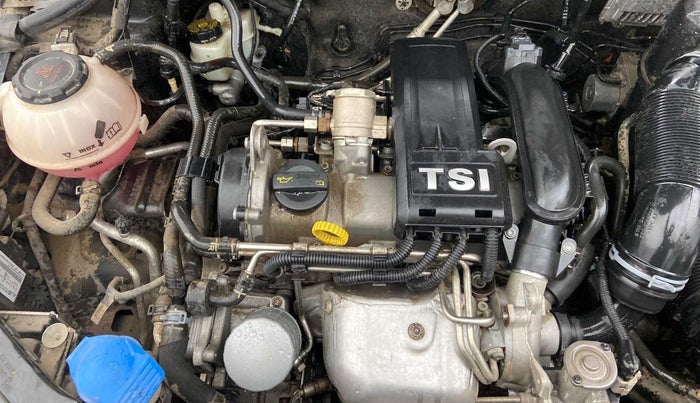 2019 Volkswagen Vento HIGHLINE PLUS 1.2 AT 16 ALLOY, Petrol, Automatic, 16,897 km, Open Bonet