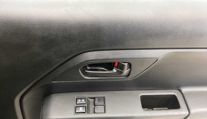 2023 Maruti New Wagon-R LXI 1.0, Petrol, Manual, 2,330 km, Driver Side Door Panels Control