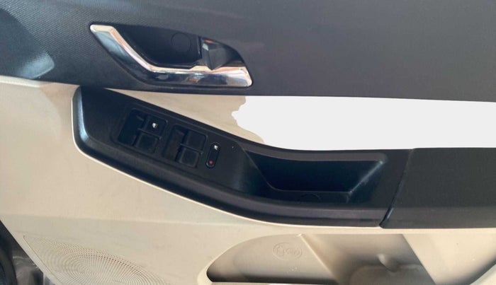 2022 Tata Tiago XZ PLUS CNG, CNG, Manual, 8,286 km, Driver Side Door Panels Control
