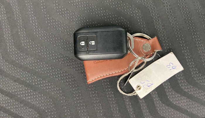 2019 Maruti Swift ZDI AMT, Diesel, Automatic, 43,836 km, Key Close Up