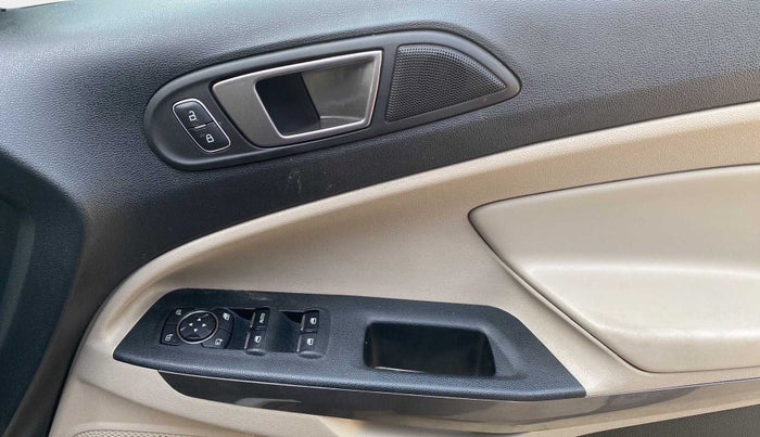 2019 Ford Ecosport TITANIUM 1.5L DIESEL, Diesel, Manual, 34,323 km, Driver Side Door Panels Control