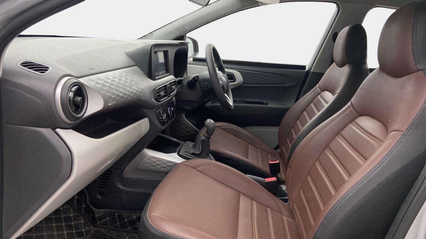 2020 Hyundai GRAND I10 NIOS MAGNA CORPORATE EDITION 1.2 KAPPA VTVT, Petrol, Manual, 14,070 km, Right Side Front Door Cabin