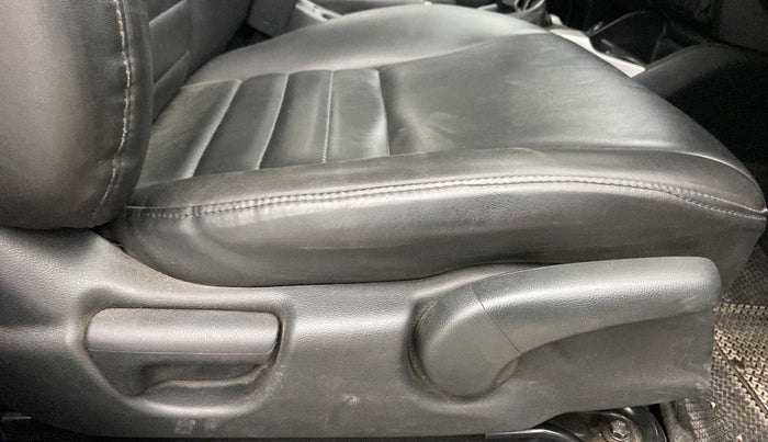 2017 Honda WR-V 1.2L I-VTEC VX MT, Petrol, Manual, 26,586 km, Driver Side Adjustment Panel