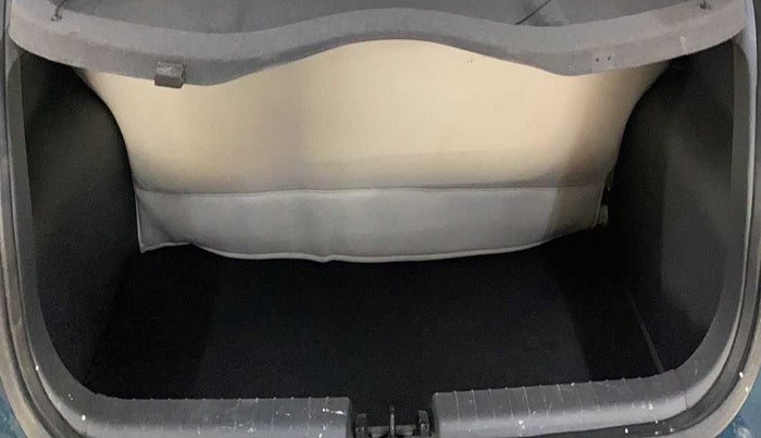 2021 Hyundai GRAND I10 NIOS SPORTZ AMT 1.2 KAPPA VTVT, Petrol, Automatic, 39,205 km, Boot Inside