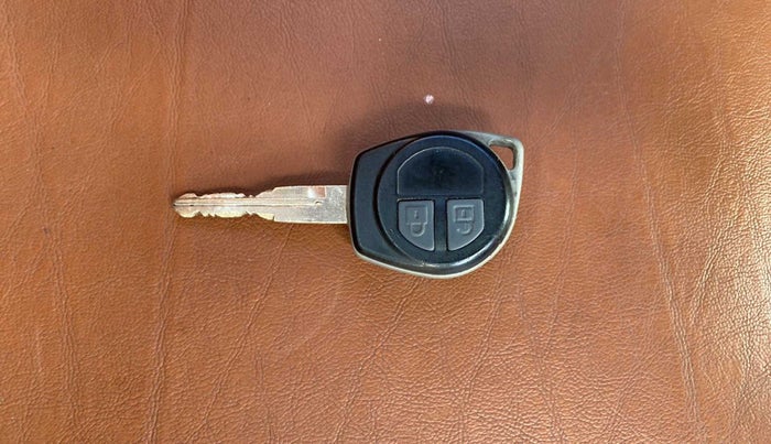 2016 Maruti Wagon R 1.0 VXI AMT, Petrol, Automatic, 46,000 km, Key Close Up