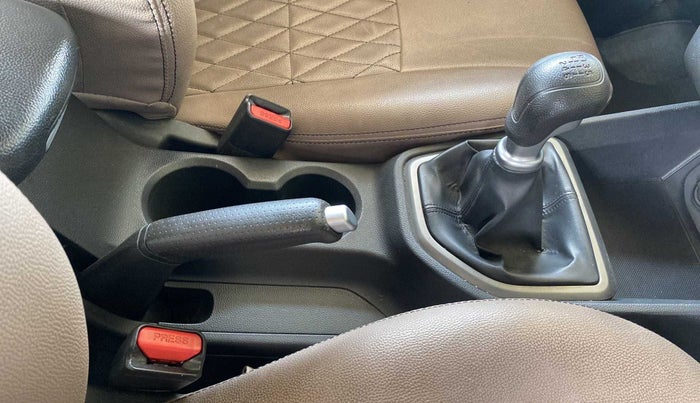 2015 Hyundai Creta SX PLUS 1.6 PETROL, Petrol, Manual, 27,006 km, Gear Lever