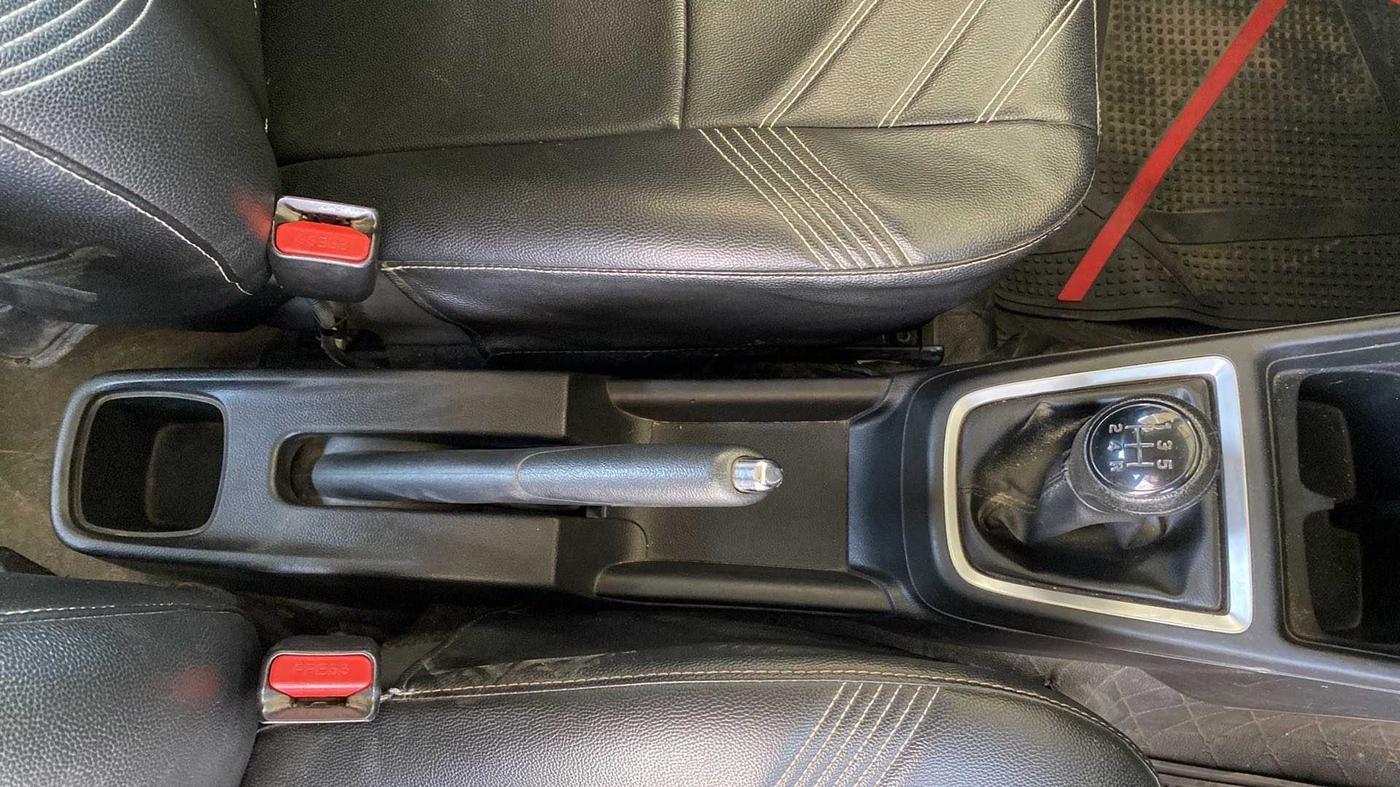2019 Maruti Swift ZXI PLUS, Petrol, Manual, 46,871 km, Gear Lever