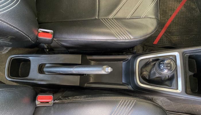 2019 Maruti Swift ZXI PLUS, Petrol, Manual, 46,871 km, Gear Lever