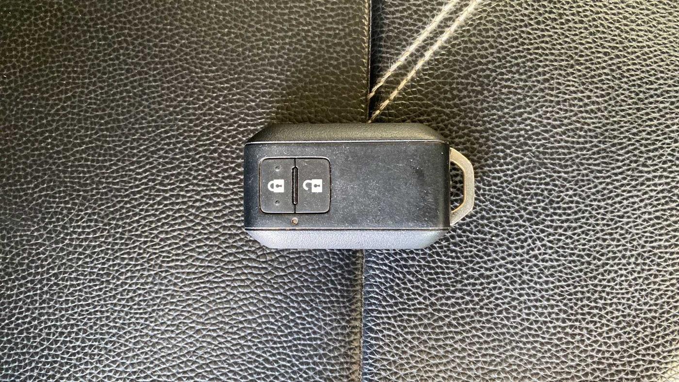 2019 Maruti Swift ZXI PLUS, Petrol, Manual, 46,871 km, Key Close Up