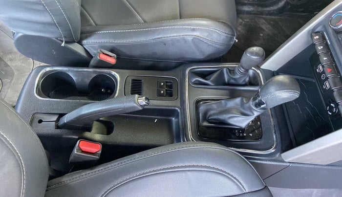 2021 Mahindra Thar LX PETROL HT 4WD AT, Petrol, Automatic, 20,798 km, Gear Lever