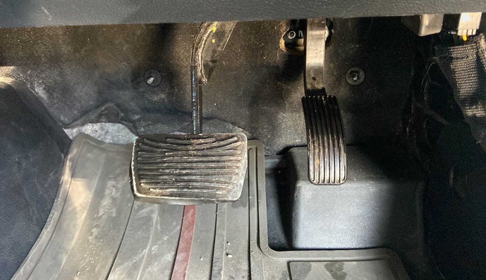 2021 Mahindra Thar LX PETROL HT 4WD AT, Petrol, Automatic, 20,798 km, Pedals