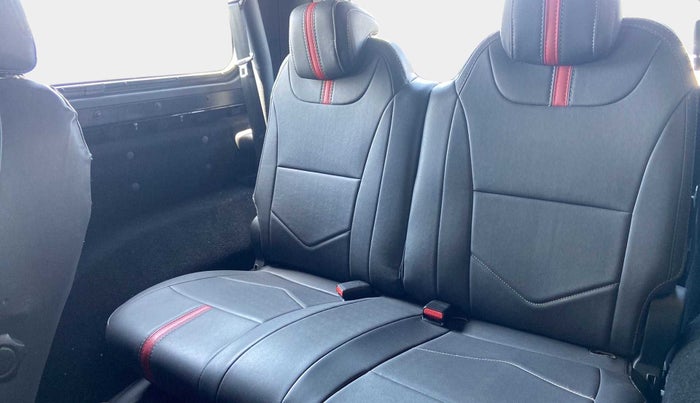 2021 Mahindra Thar LX PETROL HT 4WD AT, Petrol, Automatic, 20,798 km, Right Side Rear Door Cabin