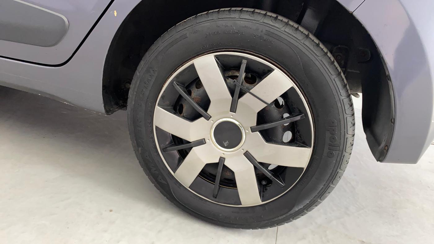 2016 Hyundai Grand i10 SPORTZ 1.2 KAPPA VTVT, Petrol, Manual, 42,777 km, Left Rear Wheel