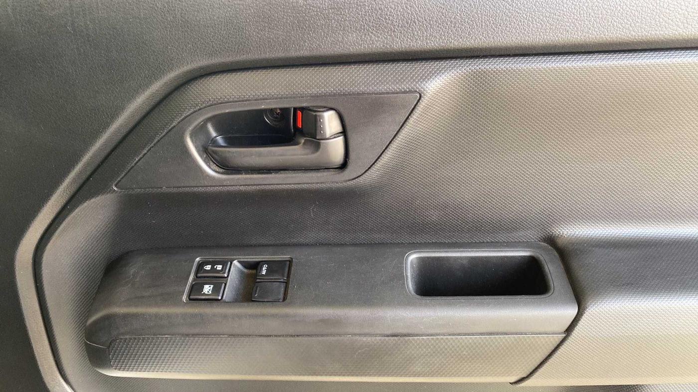 2023 Maruti New Wagon-R LXI 1.0, Petrol, Manual, 6,753 km, Driver Side Door Panels Control