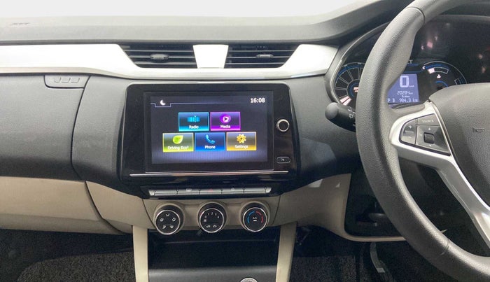 2021 Renault TRIBER RXZ AMT DUAL TONE, Petrol, Automatic, 20,262 km, Air Conditioner