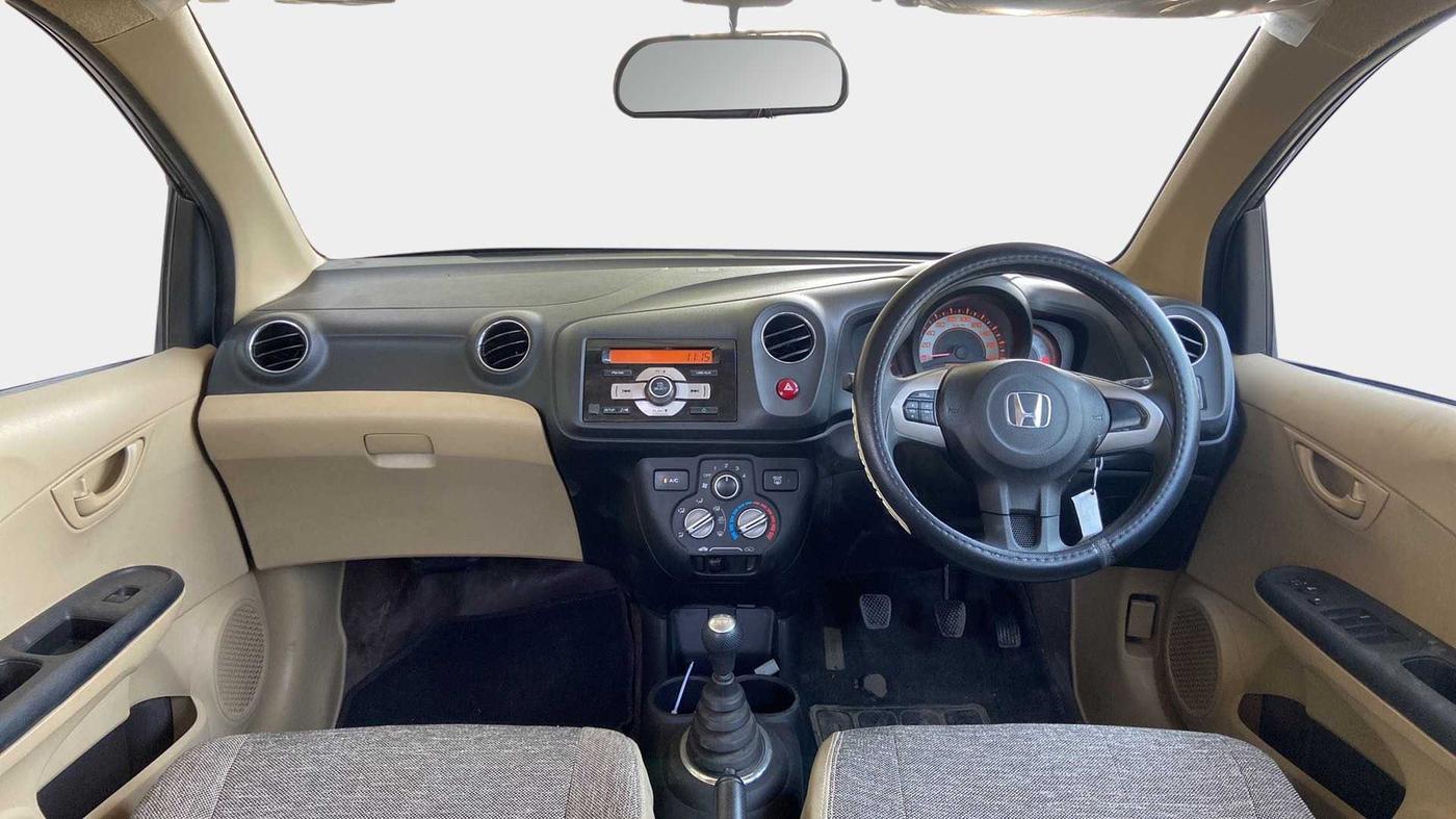 2014 Honda Brio S MT, Petrol, Manual, 13,100 km, Dashboard