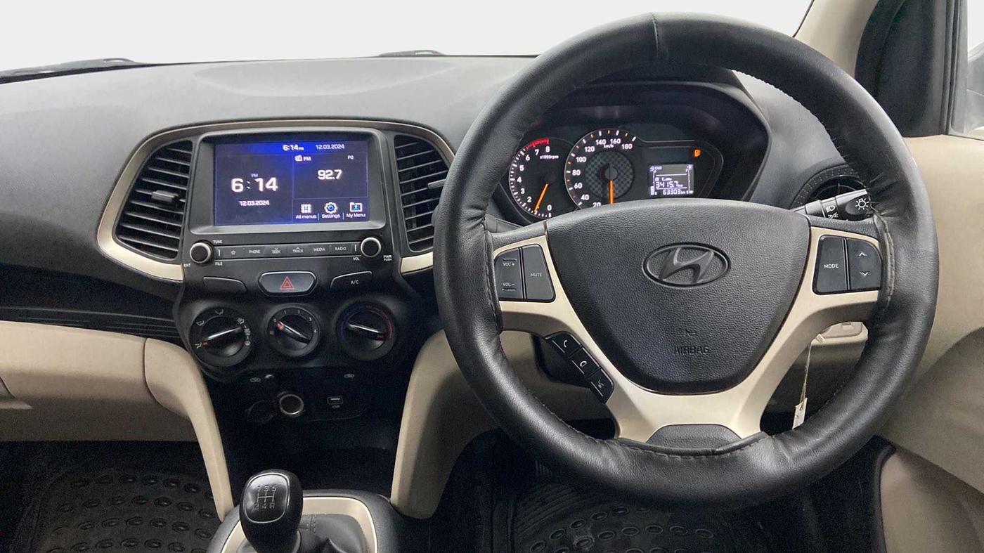 2020 Hyundai NEW SANTRO SPORTZ CNG, CNG, Manual, 63,302 km, Steering Wheel Close Up