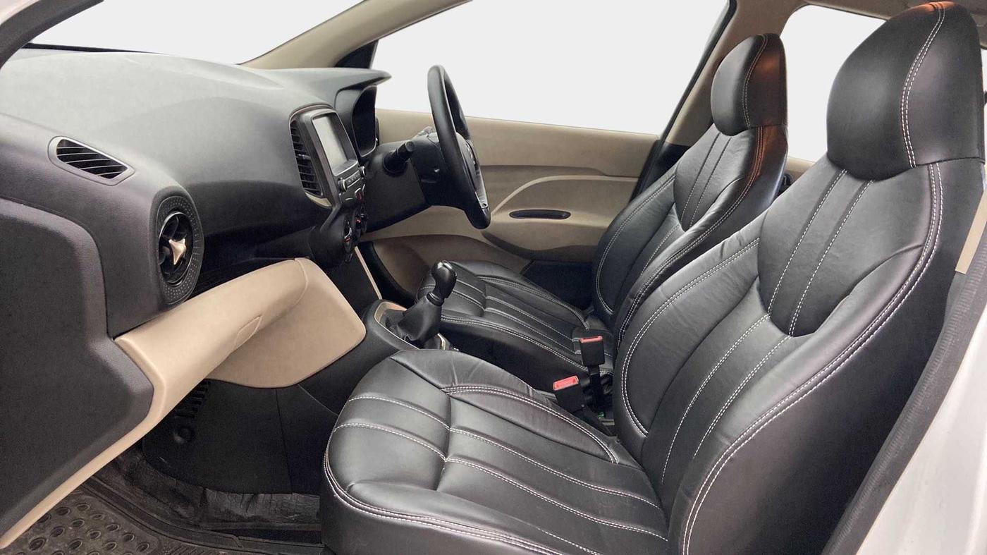2020 Hyundai NEW SANTRO SPORTZ CNG, CNG, Manual, 63,302 km, Right Side Front Door Cabin