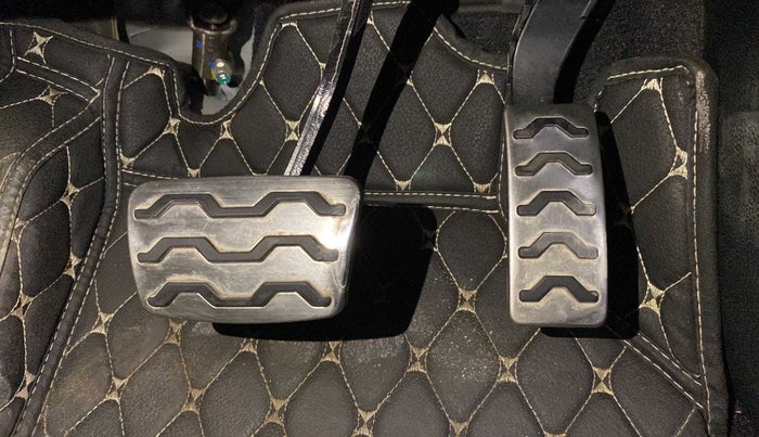 2020 KIA SONET GTX PLUS 1.0 DCT, Petrol, Automatic, 21,374 km, Pedals