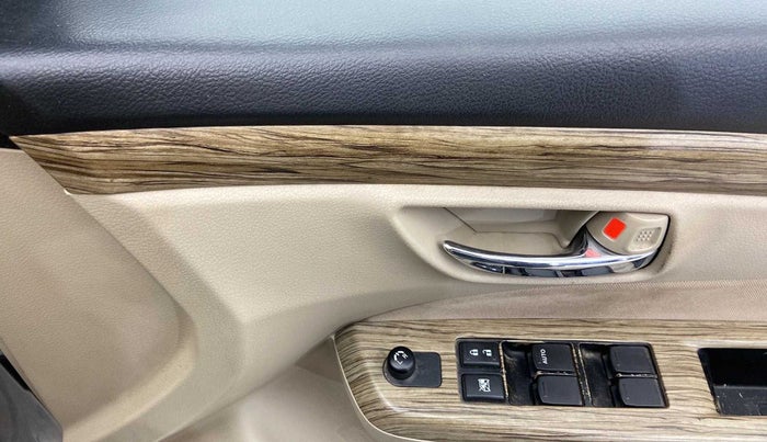 2021 Maruti Ciaz SIGMA 1.5 SHVS MT  PETROL, Petrol, Manual, 46,429 km, Driver Side Door Panels Control