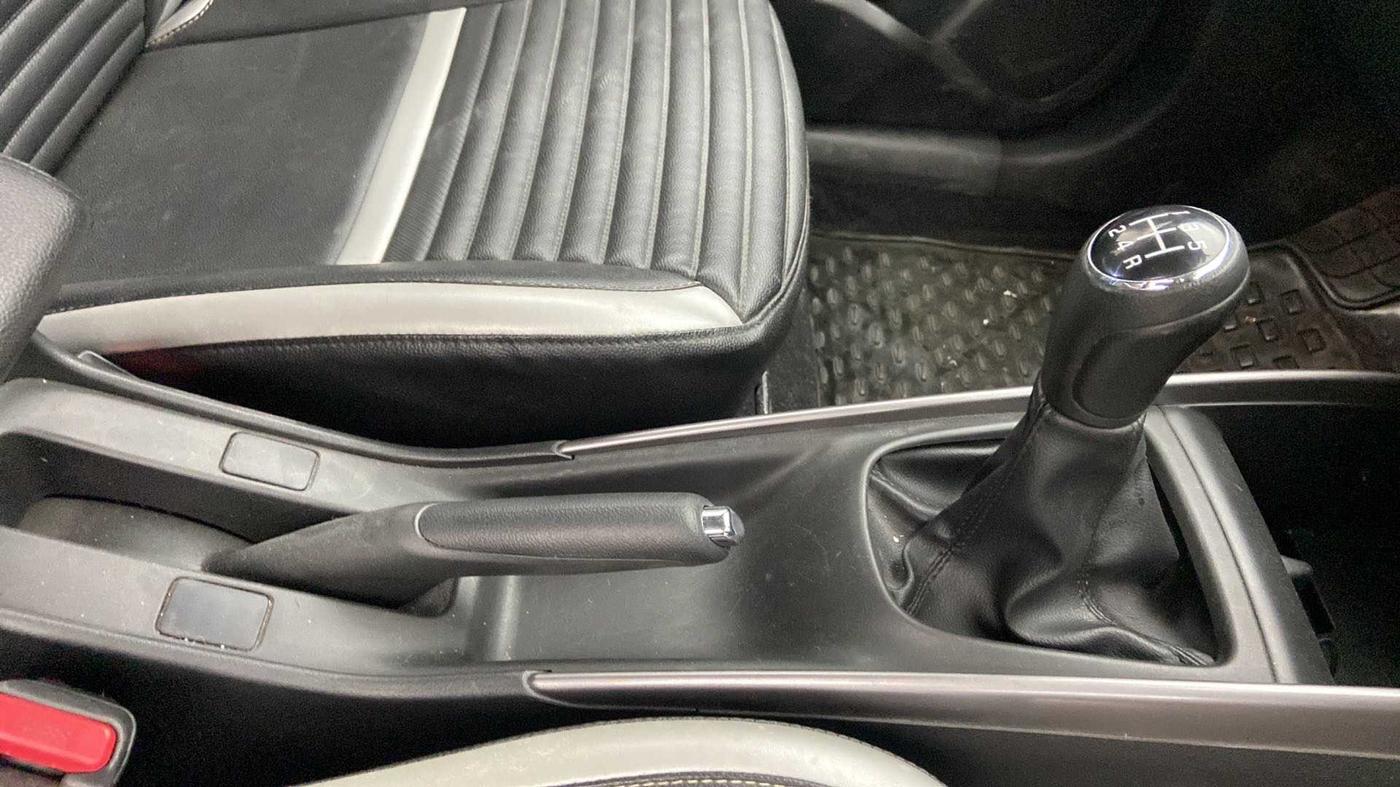 2020 Maruti Baleno ZETA PETROL 1.2, Petrol, Manual, 26,601 km, Gear Lever