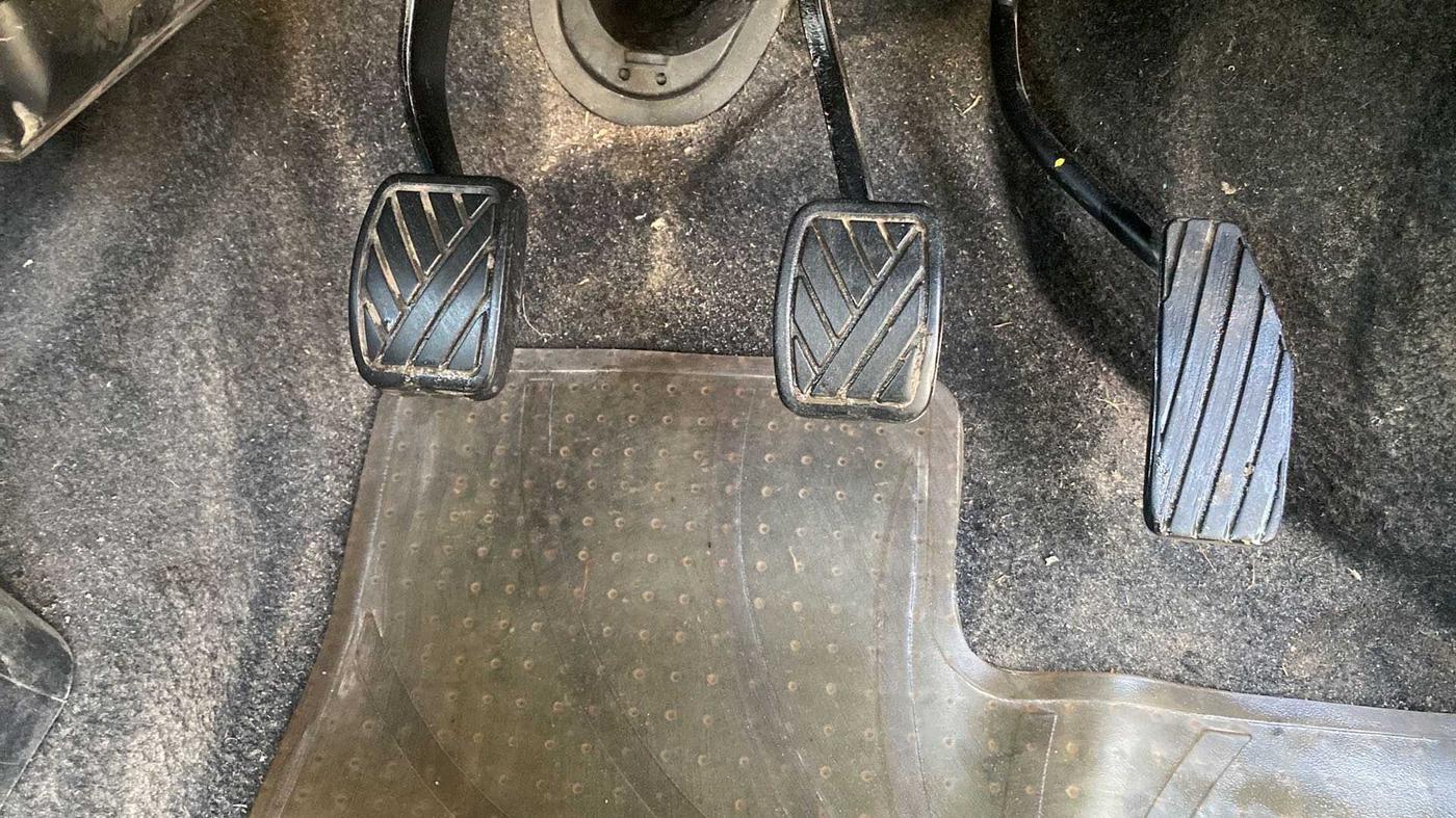2018 Maruti Wagon R 1.0 VXI, Petrol, Manual, 28,333 km, Pedals