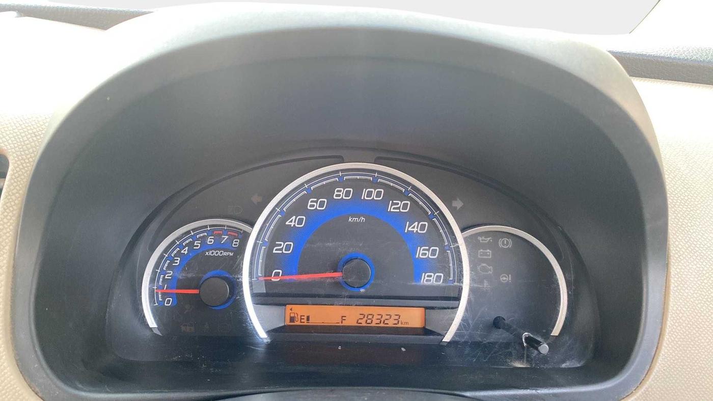 2018 Maruti Wagon R 1.0 VXI, Petrol, Manual, 28,333 km, Odometer Image