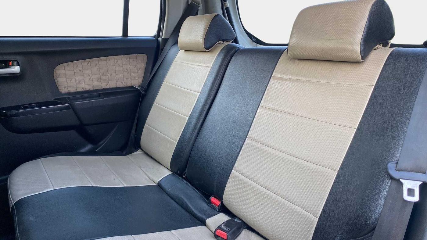 2018 Maruti Wagon R 1.0 VXI, Petrol, Manual, 28,333 km, Right Side Rear Door Cabin