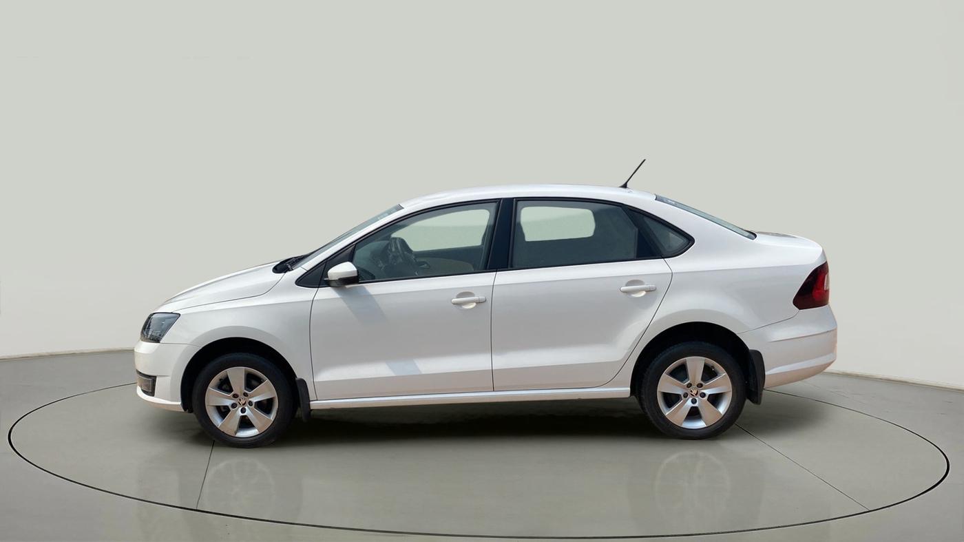 2019 Skoda Rapid AMBITION 1.6 MPI MT, Petrol, Manual, 27,463 km, Left Side