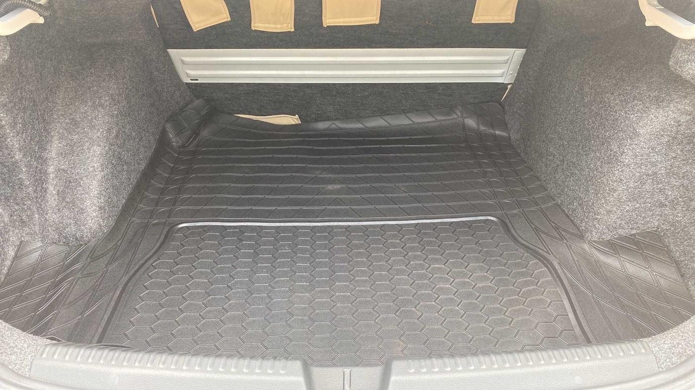 2019 Skoda Rapid AMBITION 1.6 MPI MT, Petrol, Manual, 27,463 km, Boot Inside